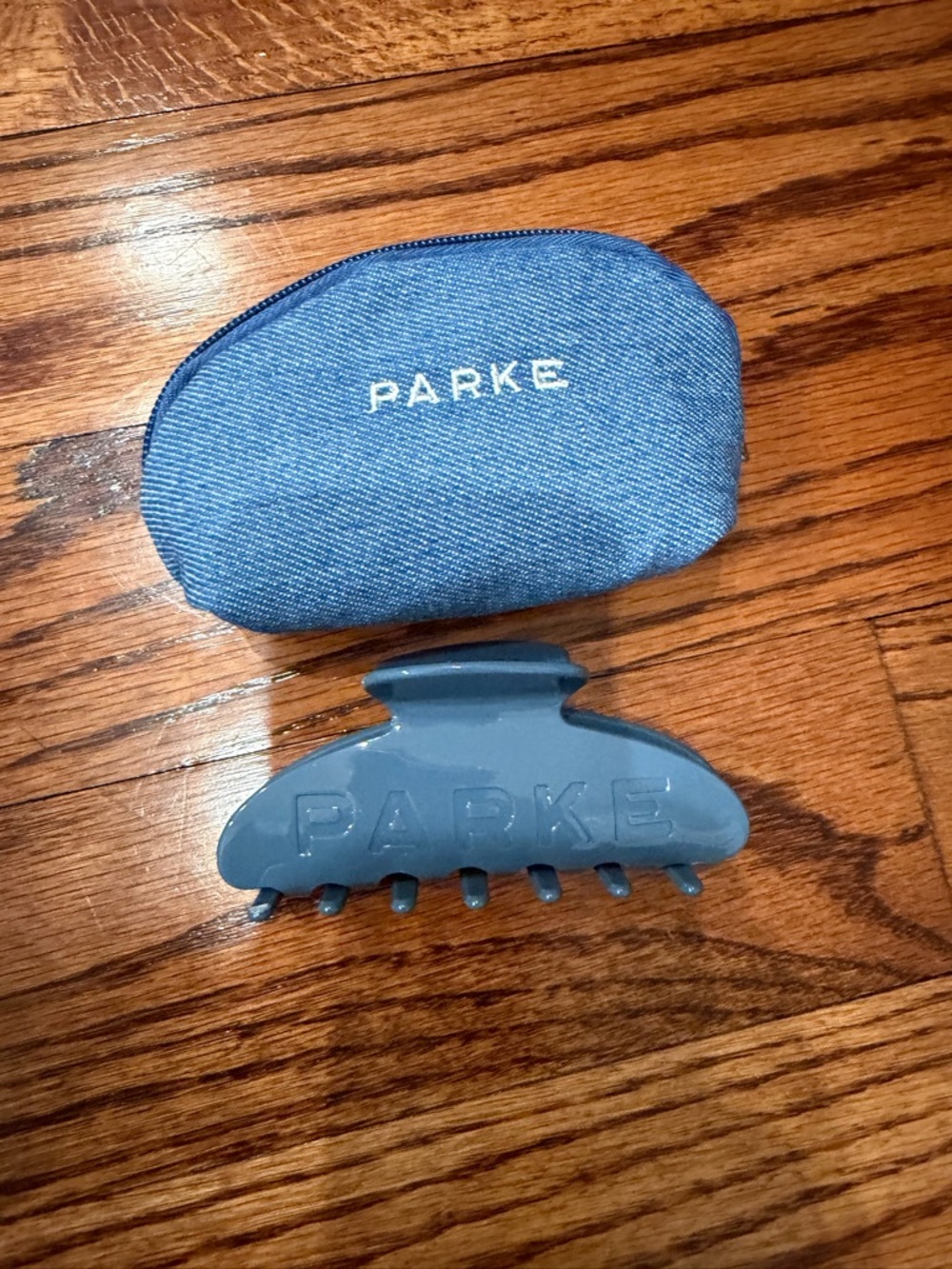 Parke Slate Blue Hair Claw Clip with Pouch